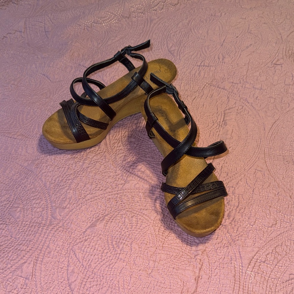 Elegant Black Strappy Sandals